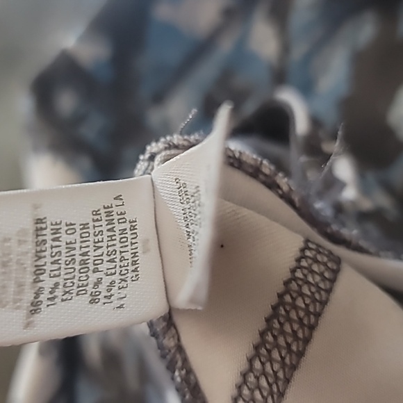 Aerie Chill Play Move Camouflage Blue Grey and White High Rise Mesh Leggings, M - Picture 6 of 8